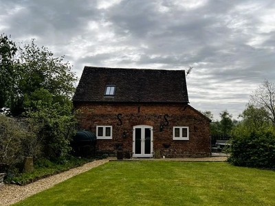 Barn conversion to rent in Barley Cottage, Dobbshill Farm, Gloucester, Worcestershire GL19