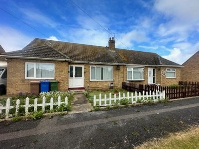 Bungalow to rent in Louville Avenue, Withernsea, Yorkshire HU19