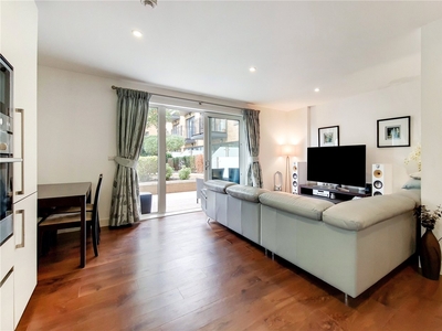 Conningham Court, 19 Dowding Drive, London, SE9 2 bedroom flat/apartment in 19 Dowding Drive