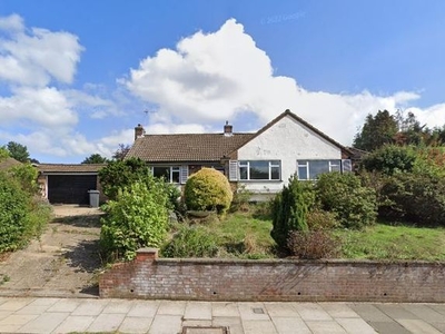 Detached bungalow for sale in 115 Park Road, New Barnet, Barnet, Hertfordshire EN4