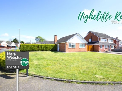 Detached bungalow for sale in Highcliffe Road, Two Gates, Tamworth B77