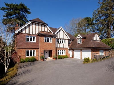 Detached house for sale in Linden Chase, Sevenoaks, Kent TN13
