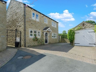 Detached house for sale in Little Cote, Thackley, Bradford BD10