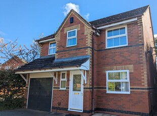 Detached house to rent in Gunnell Close, Kettering NN15