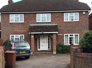 Detached house to rent in The Street, Meopham, Gravesend DA13