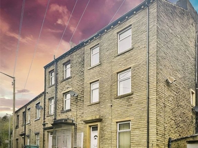 End terrace house to rent in Dale Street, Longwood, Huddersfield HD3