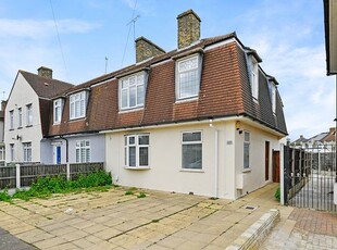 End terrace house to rent in Gainsborough Road, Dagenham RM8