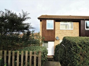 End terrace house to rent in Kennedy Gardens, Sevenoaks TN13