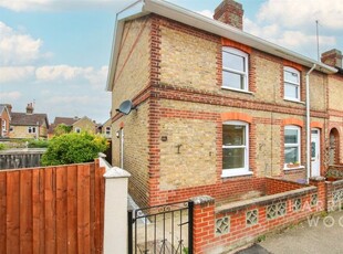 End terrace house to rent in Morten Road, Colchester, Essex CO1