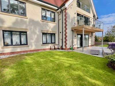 Flat for sale in Cranford Avenue, Exmouth EX8