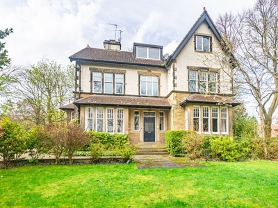 Flat for sale in Old Park Road, Leeds LS8