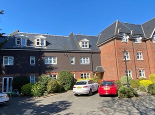 Flat to rent in Albany Court, Albany Place, Egham, Surrey TW20