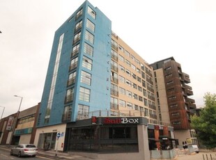 Flat to rent in Belward Street, Nottingham NG1