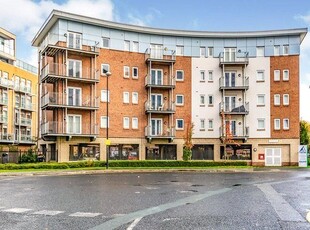 Flat to rent in Brindley House, 1 Elmira Way, Salford M5