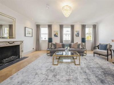 Flat to rent in Emperors Gate, London, 4 SW7