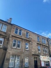 Flat to rent in Glasgow Road, Paisley, Renfrewshire PA1