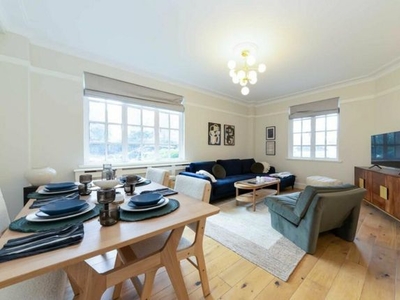 Flat to rent in Maida Vale, London, 1 W9