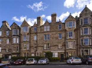 Flat to rent in Marchmont Crescent, Marchmont, Edinburgh EH9