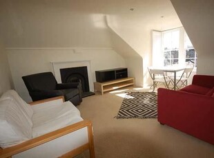 Flat to rent in Oxford Terrace, Edinburgh EH4