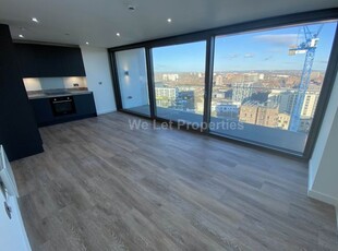 Flat to rent in Oxygen Tower, Store Street M1