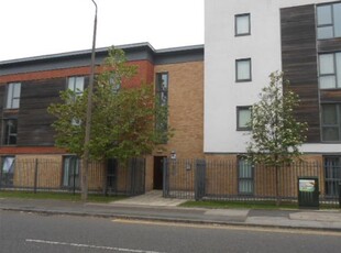 Flat to rent in Quay 5, Ordsall Lane, Salford M5