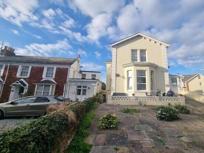 Flat to rent in Sands Road, Paignton TQ4