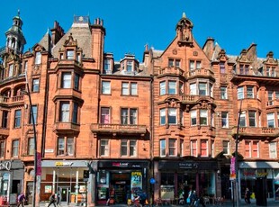 Flat to rent in Sauchiehall Street, Charing Cross, Glasgow G2