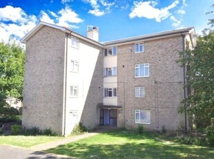 Flat to rent in Shire Road, Corby NN17