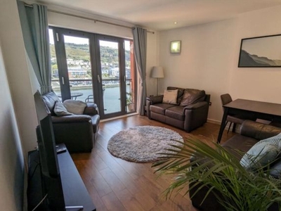 Flat to rent in South Quay, Kings Road, Swansea. 8A1 SA1