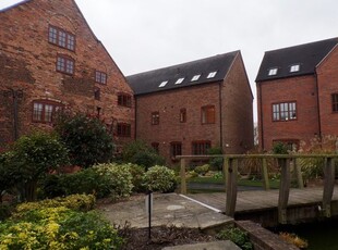 Flat to rent in The Watermill, Arden Mews, Kinsbury B78