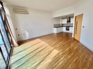 Penthouse to rent in Belward Street, Nottingham NG1