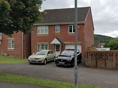 Property to rent in Penrhiwtyn Drive, Neath SA11