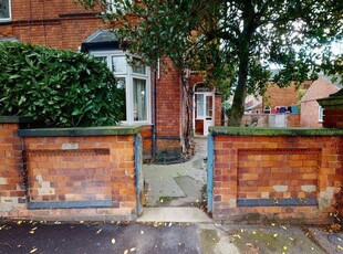 Semi-detached house to rent in Ashlin Grove, Lincoln LN1