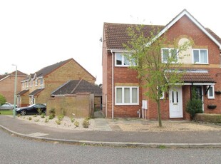 Semi-detached house to rent in Calthorpe Close, Bury St. Edmunds IP32