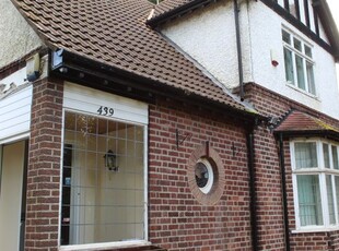 Semi-detached house to rent in Derby Road, Nottingham NG7