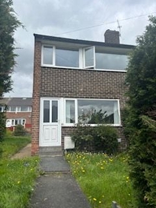 Semi-detached house to rent in Eastwood Avenue, Wakefield WF2