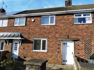 Terraced house to rent in Grange Lane South, Scunthorpe DN16