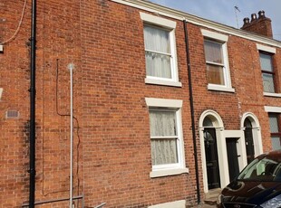 Terraced house to rent in Great Avenham Street, Preston, Lancashire PR1