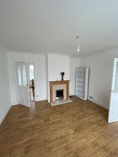 Terraced house to rent in Howden Road, Leicester LE2