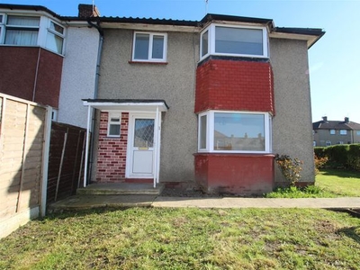 Terraced house to rent in Parkway, West Bowling, Bradford BD5