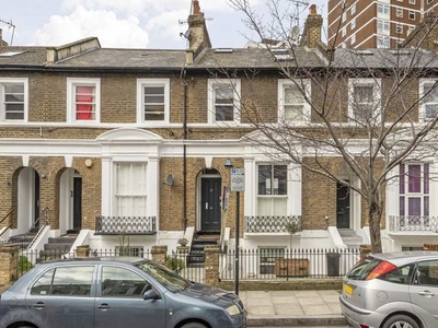 Terraced house to rent in Richmond Way, London W12