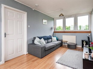 1 bed fourth floor flat for sale in Bonnington