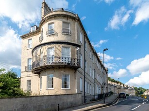 2 bedroom apartment for rent in Camden Crescent, Bath, BA1
