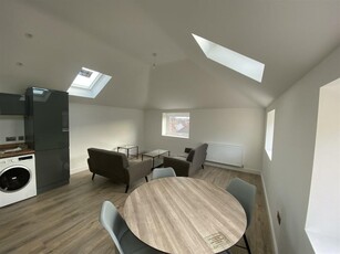 2 bedroom apartment for rent in Park Terrace, Waterloo, Liverpool, L22