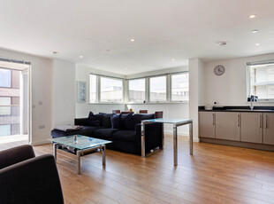 2 bedroom property for sale in Bessemer Place, LONDON, SE10