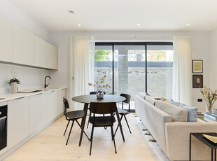 2 bedroom property for sale in Coverdale Road, London, NW2