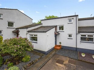 3 bed terraced house for sale in East Craigs