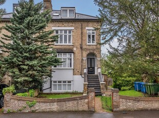 Apartment for sale - Underhill Road, London, SE22