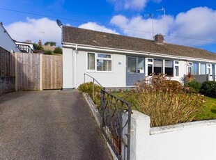 Bungalow to rent in Conway Road, Falmouth TR11
