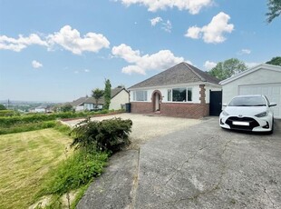 Detached bungalow for sale in Meinciau Road, Mynyddygarreg, Kidwelly SA17